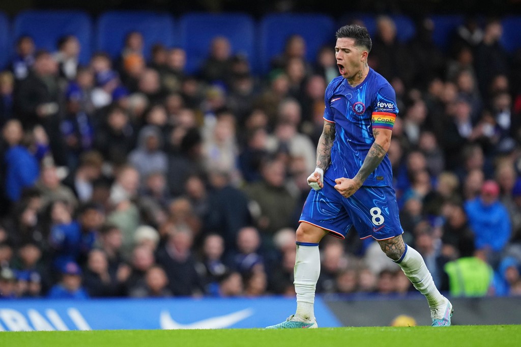 “Palmer bình tĩnh chuyền chính xác, Fernandez kết thúc một cách dứt khoát”_695a96d11d786.jpeg