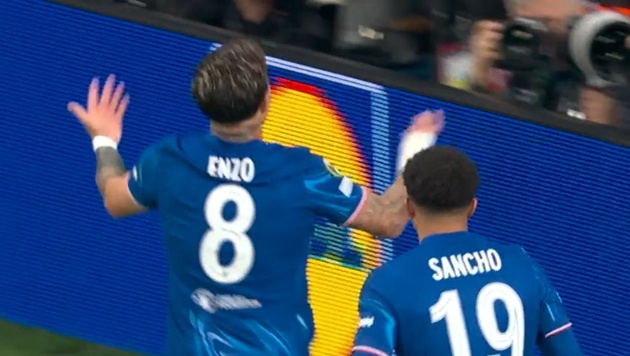 Palmer tạt bóng hoàn hảo, Oliver Yew gọi là khoảnh khắc xuất thần_695a6c7586a30.jpeg