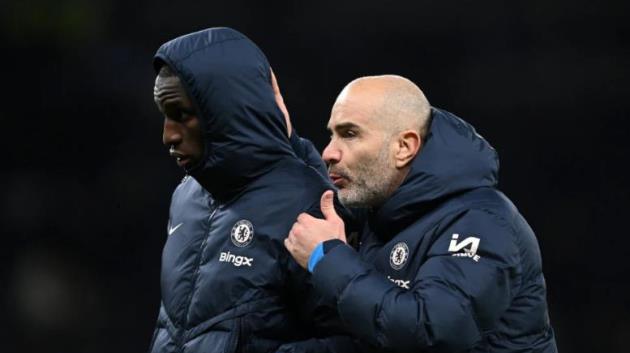 Paul Merson chỉ ra sai lầm nghiêm trọng của Enzo Maresca_695a8f3909bd6.jpeg