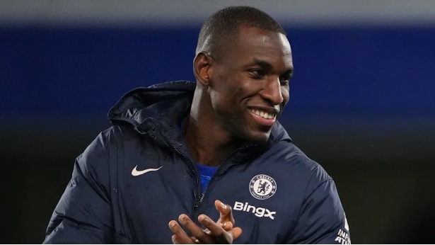 Phản ứng hài hước của Nicolas Jackson khi được hỏi về cơ hội vô địch của Chelsea_695a9393a7685.jpeg