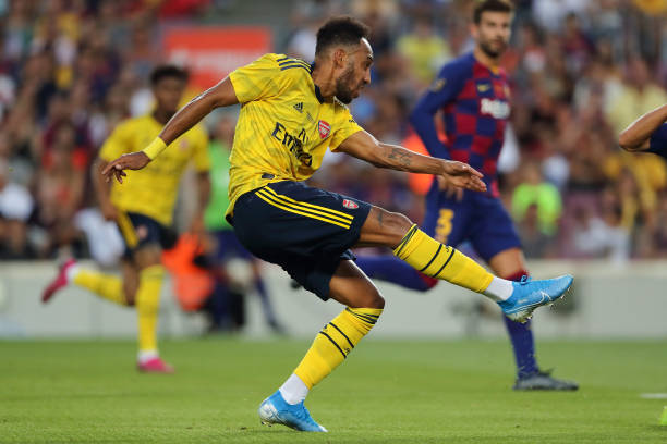 Suarez “thân mật” với sao Arsenal trong ngày Barca giành cúp Joan Gamber_695cf589e077f.jpeg