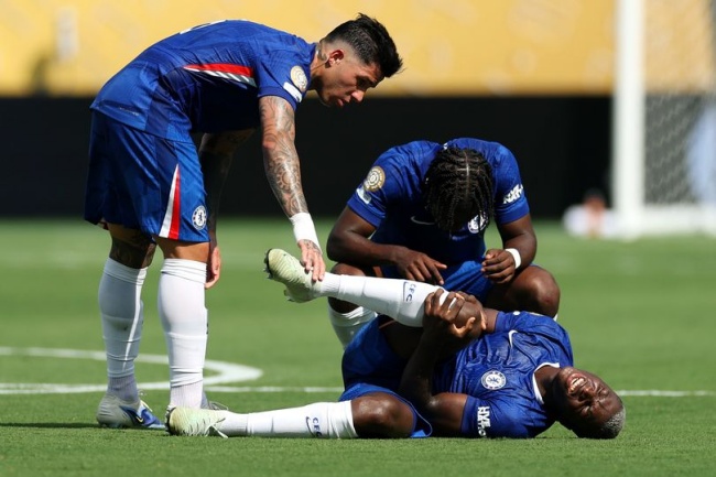 Thắng Benfica 4-1, Chelsea tổn thất lớn khi Caicedo bị treo giò ở tứ kết_695a664393da7.jpeg