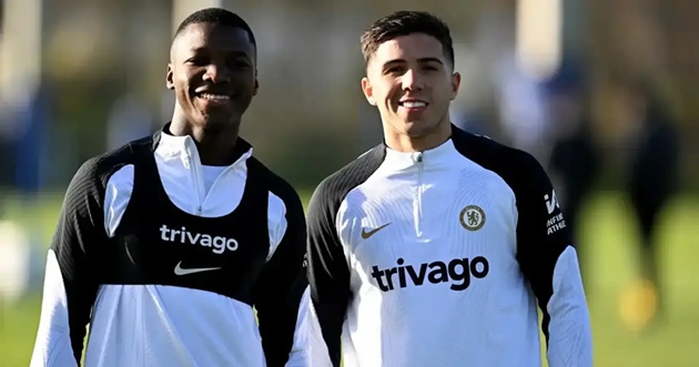 Chelsea hoãn đàm phán dù Enzo và Caicedo đòi tăng lương_698330a0d8c1c.jpeg